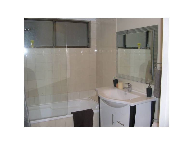 125 Oak Road, Kirrawee NSW 2232