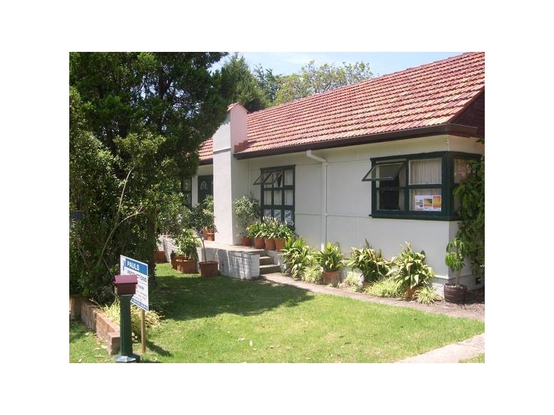 12 Hotham Road, Kirrawee NSW 2232