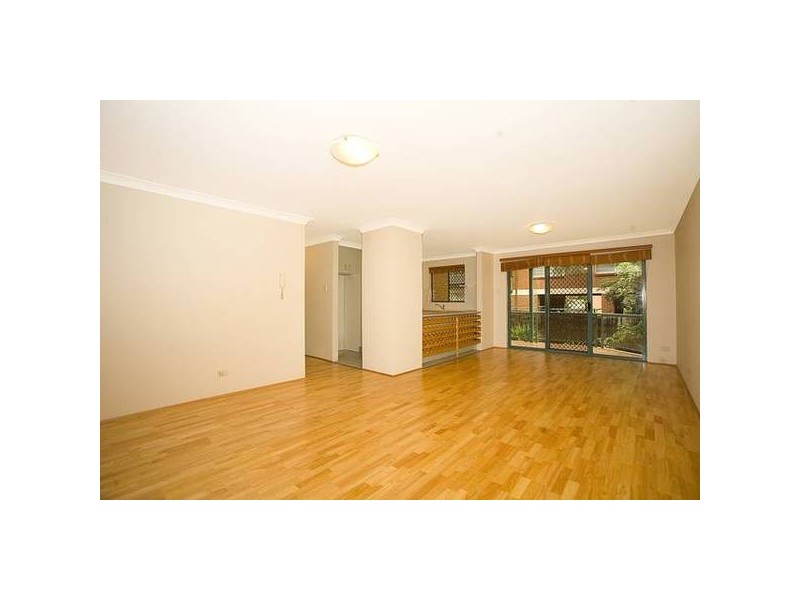 11/616-618 Princes Highway (Entry of Flora), Kirrawee NSW 2232