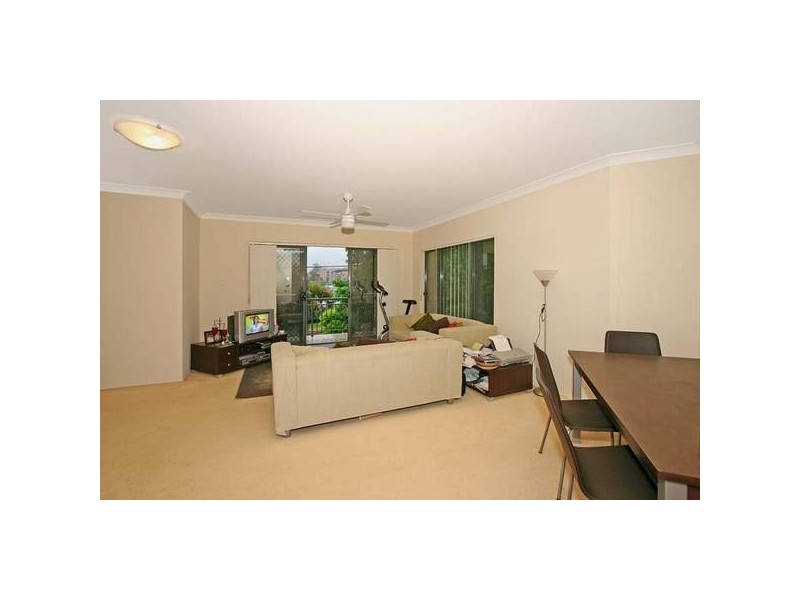 8/2-6 Morley Street, Sutherland NSW 2232