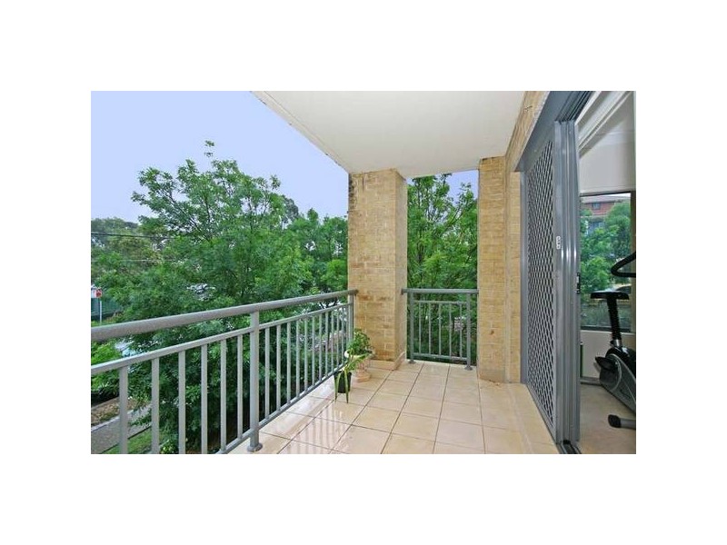 8/2-6 Morley Street, Sutherland NSW 2232