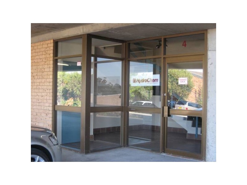 4 Durkin Place, Peakhurst NSW 2210