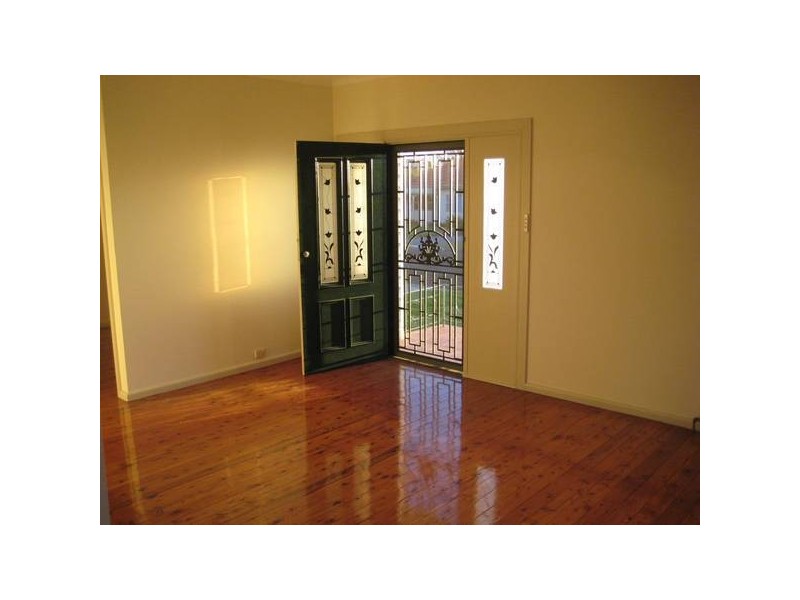 18 Ingara Avenue, Miranda NSW 2228