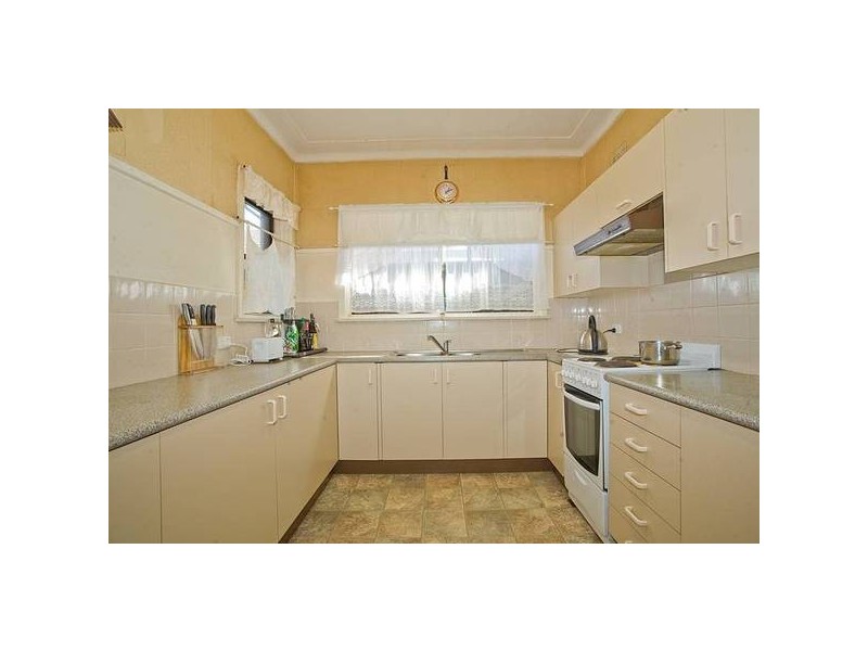 17 Woorak Avenue, Miranda NSW 2228