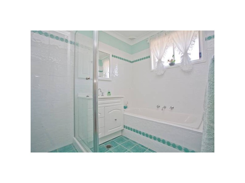 5 Blue Gum Avenue, Gymea Bay NSW 2227