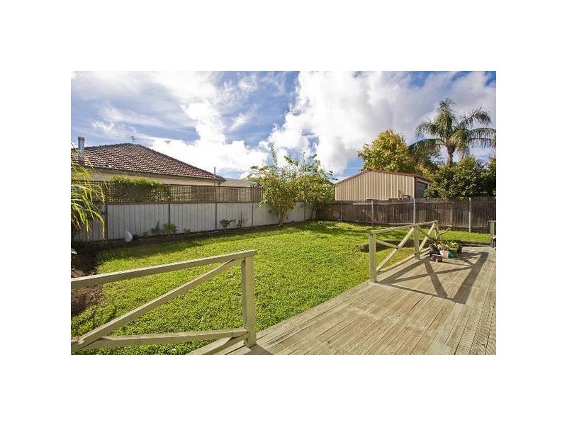 5 Leonay Street, Sutherland NSW 2232