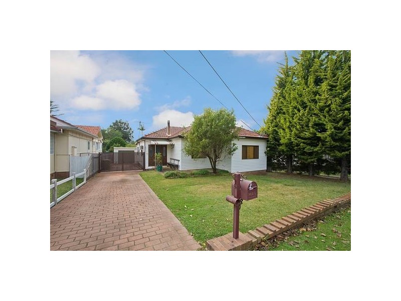 413 President Avenue, Kirrawee NSW 2232