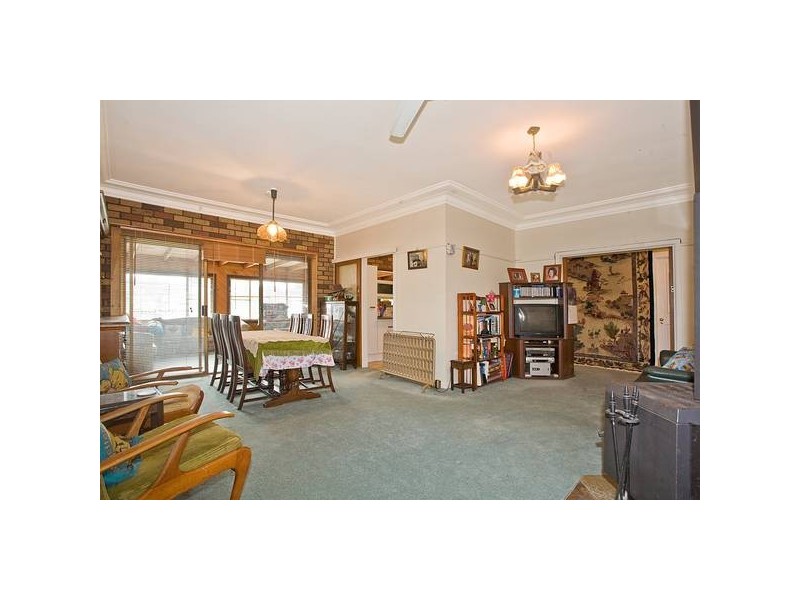 413 President Avenue, Kirrawee NSW 2232