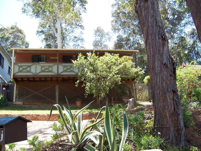 21 Clare Crescent, Batehaven NSW 2536