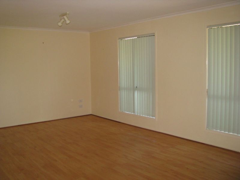 21 Clare Crescent, Batehaven NSW 2536