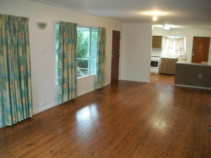 31 Barbara Crescent, Denhams Beach NSW 2536