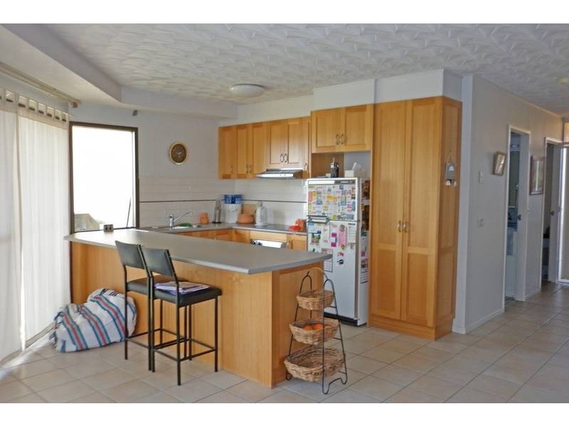 2/13 Bent Street, Batemans Bay NSW 2536