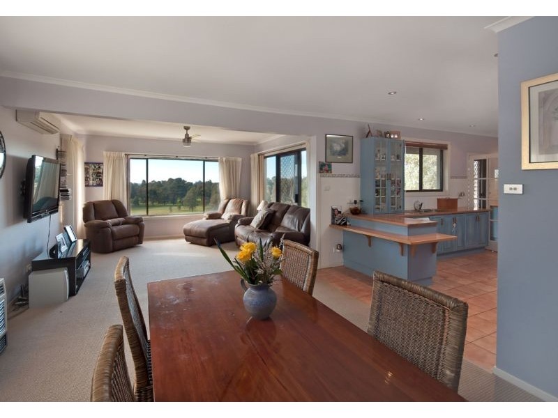 41 Bavarde Avenue, Batemans Bay NSW 2536