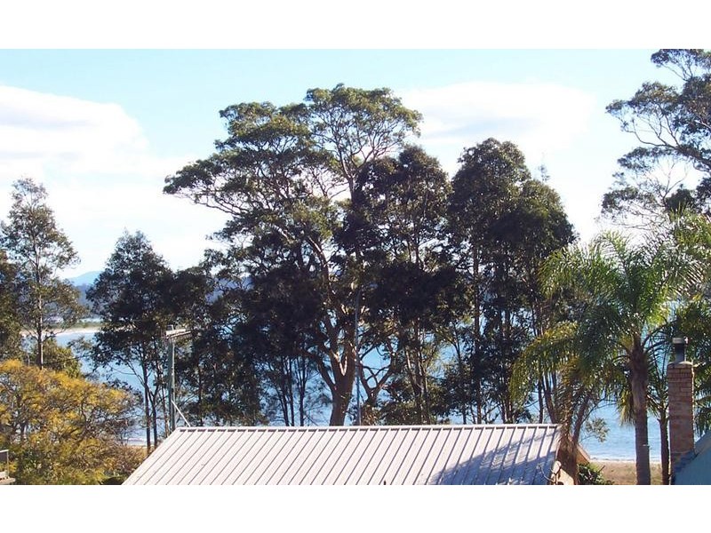 20 Lockyersleigh Avenue, Batehaven NSW 2536