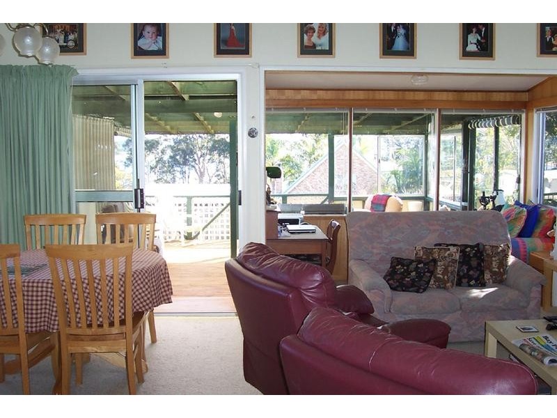 20 Lockyersleigh Avenue, Batehaven NSW 2536