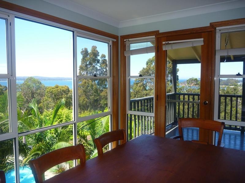 17 Derribong Avenue, Catalina NSW 2536