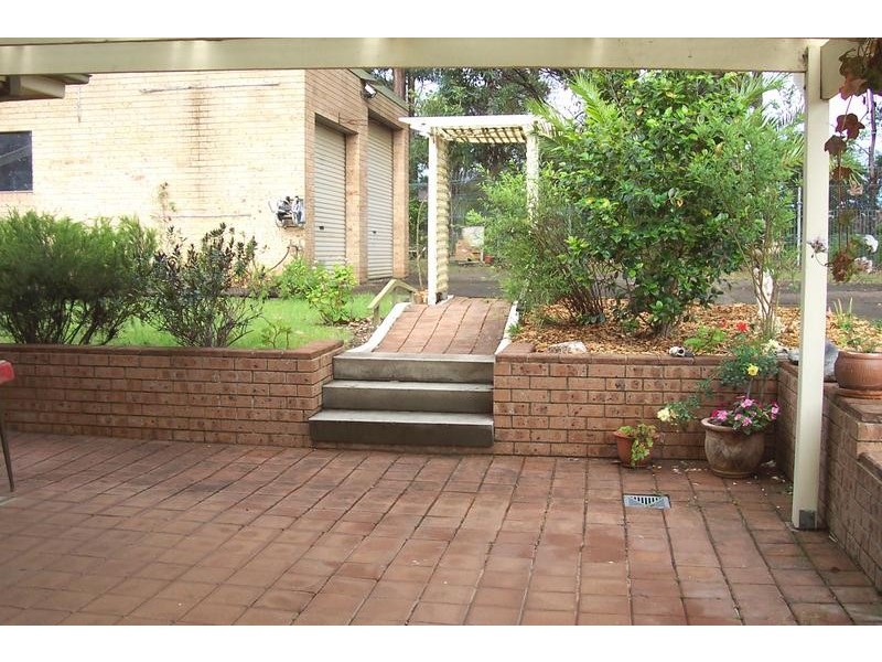 18 Thomas Mitchell Crescent, Sunshine Bay NSW 2536