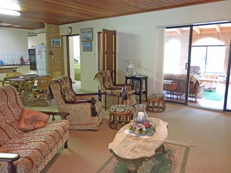 54 Beach Parade, Guerilla Bay NSW 2536