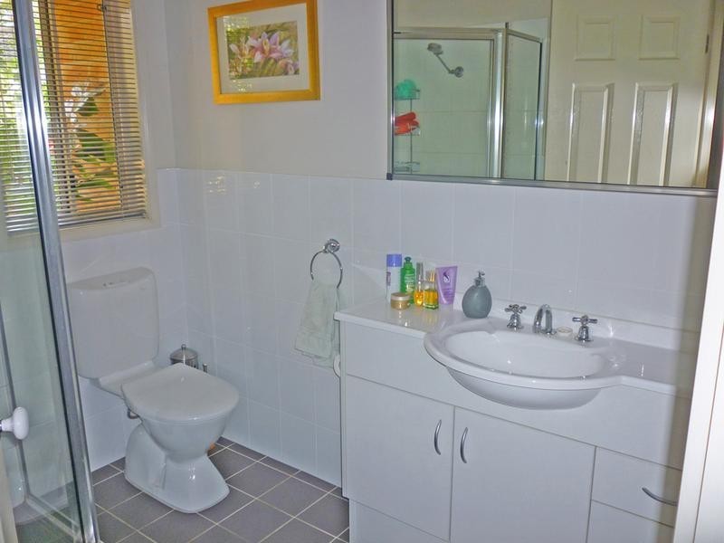 17 Batman Place, Sunshine Bay NSW 2536