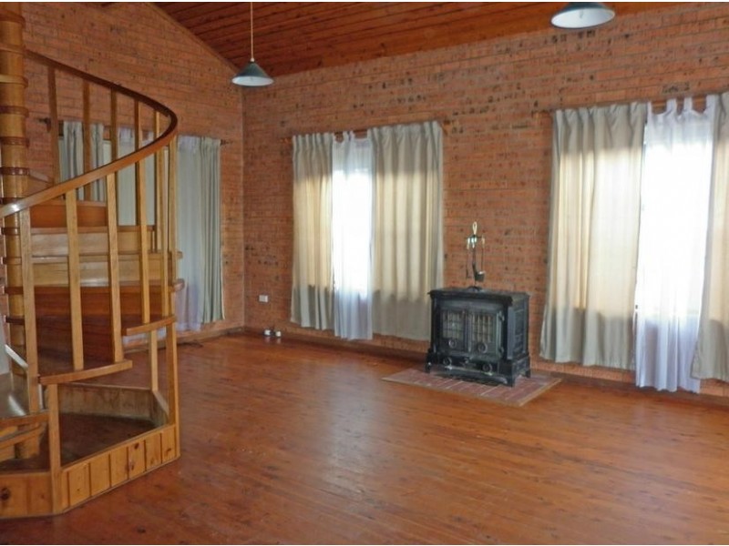 71 Pacific Road, Surf Beach NSW 2536