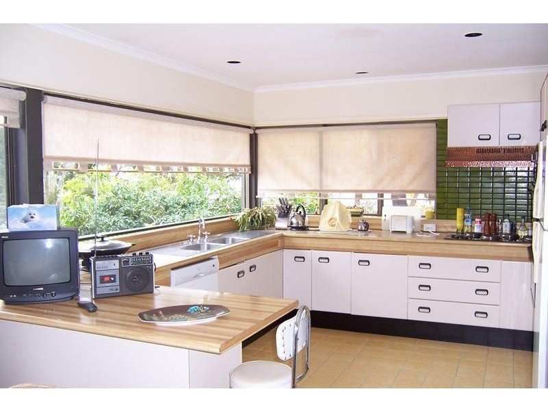 20 Burrawang Crescent, Sunshine Bay NSW 2536