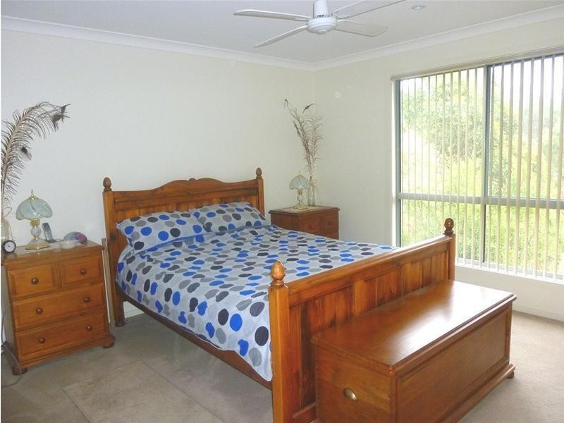2/3A Eric Fenning Drive, Surf Beach NSW 2536