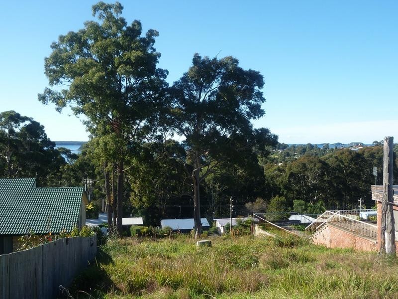 32 Catalina Drive, Catalina NSW 2536