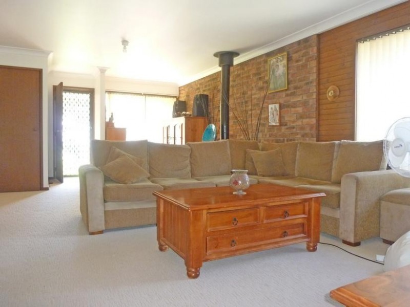 25 Wills Crescent, Denhams Beach NSW 2536