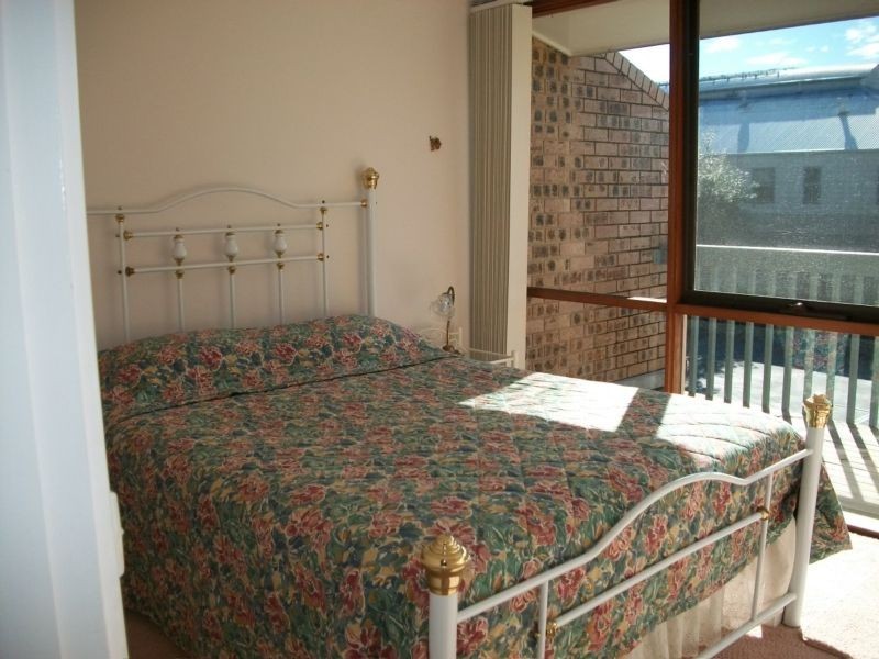 1/1 George Bass Drive,, Batehaven NSW 2536