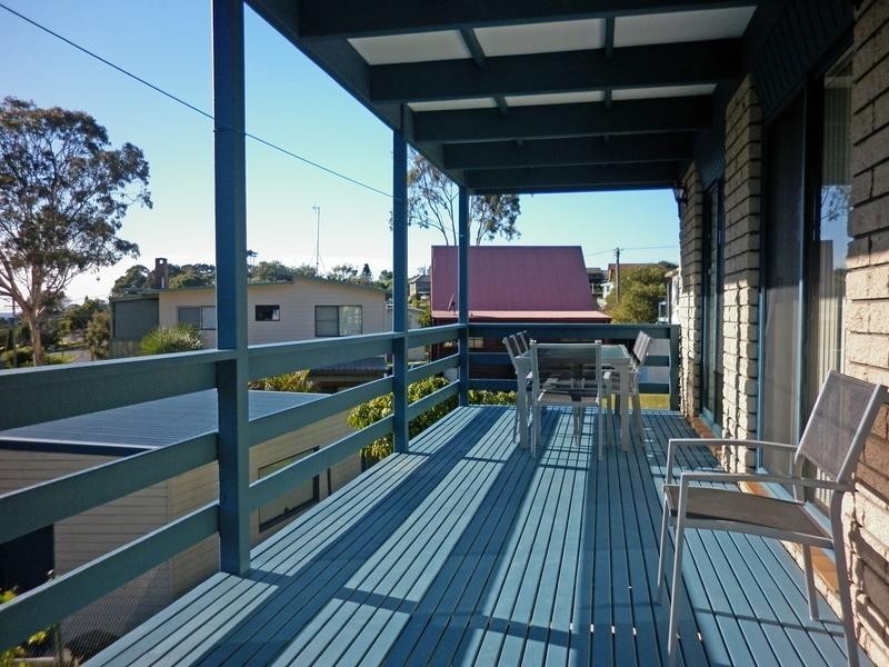 4 Euroka Avenue, Malua Bay NSW 2536