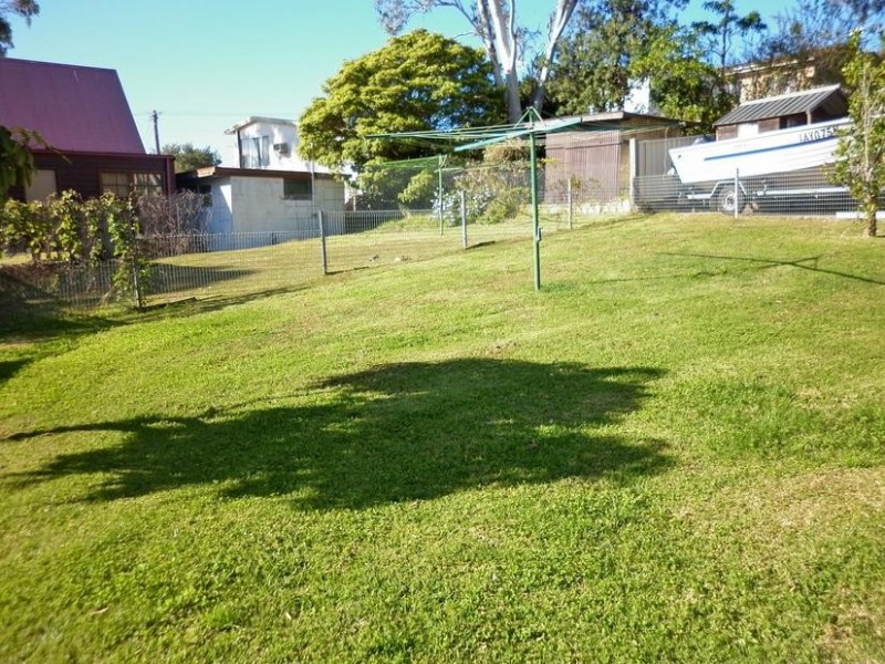 4 Euroka Avenue, Malua Bay NSW 2536