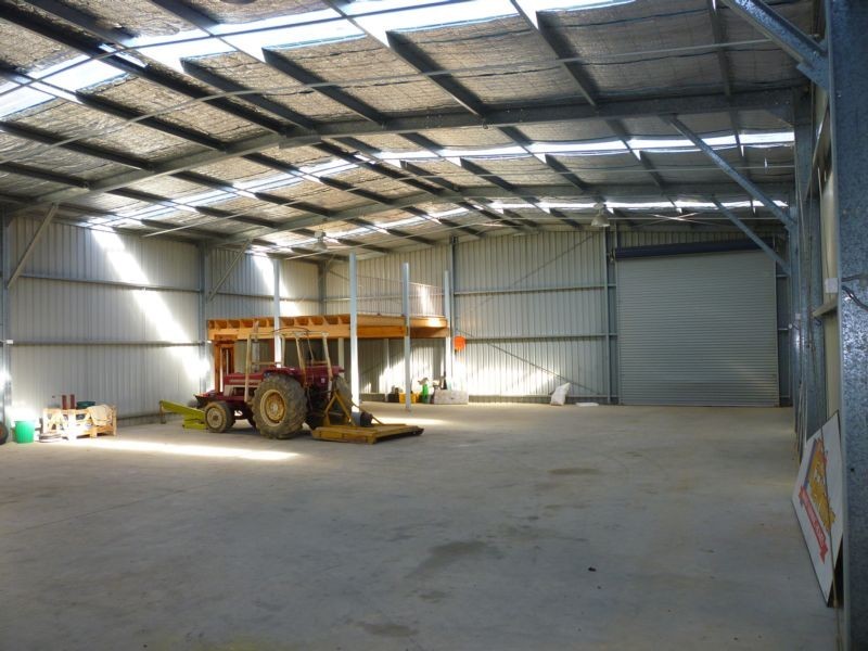 19 Cors Parade, North Batemans Bay NSW 2536