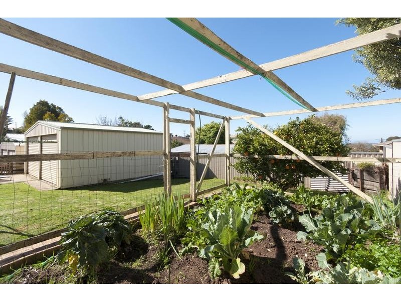 13 Grantham Road, Batehaven NSW 2536