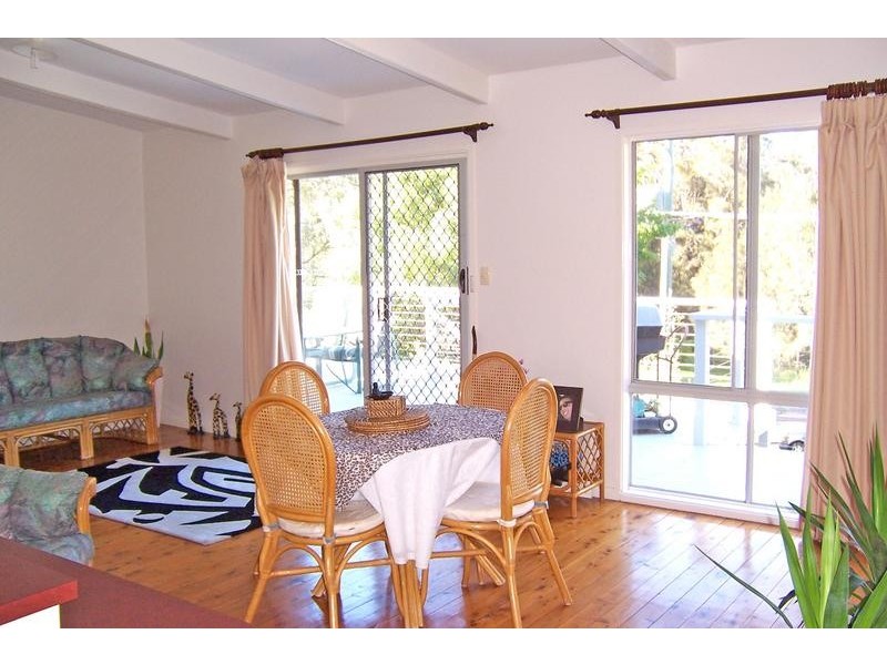 30 Palana Street, Surfside NSW 2536