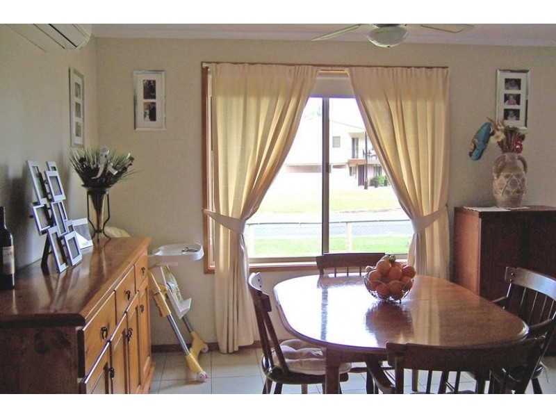 41 Timbara Crescent, Surfside NSW 2536