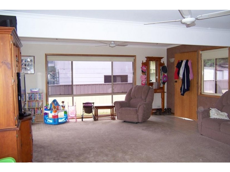 41 Timbara Crescent, Surfside NSW 2536