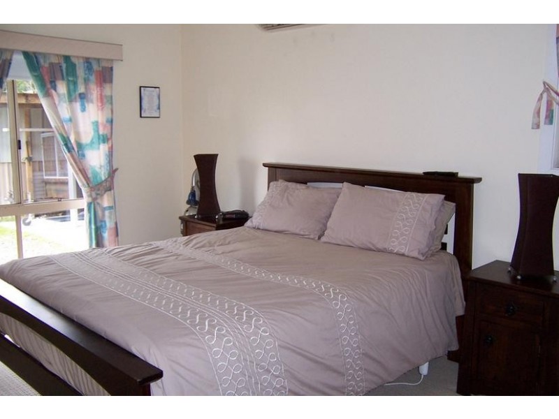 41 Timbara Crescent, Surfside NSW 2536