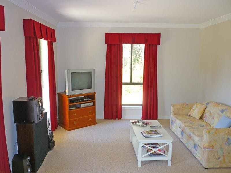 52 Crosby Drive, Batehaven NSW 2536