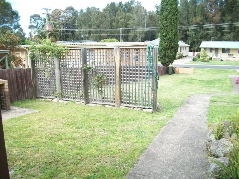 16 Matthew Parade, Batehaven NSW 2536