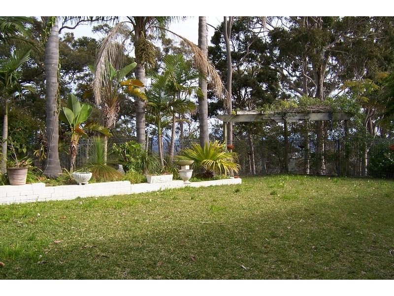 88 Vista Avenue, Catalina NSW 2536