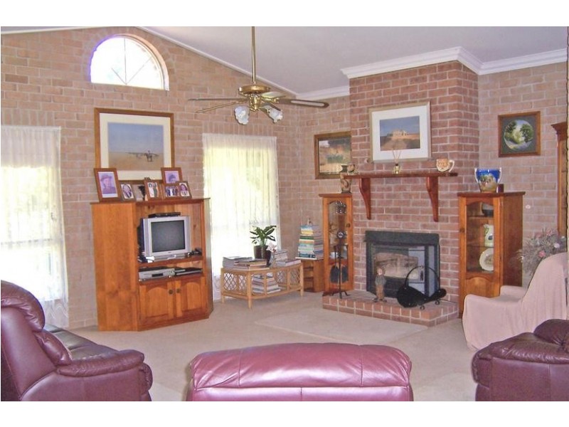 3 Riverlink Road, Mossy Point NSW 2537