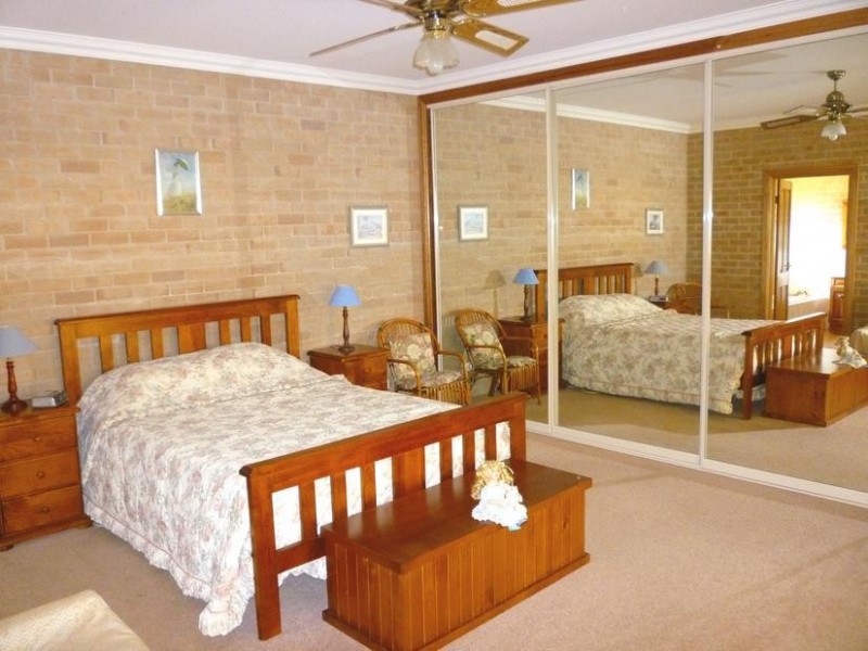 3 Riverlink Road, Mossy Point NSW 2537
