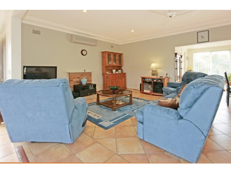 9 Pacific Street, Batemans Bay NSW 2536