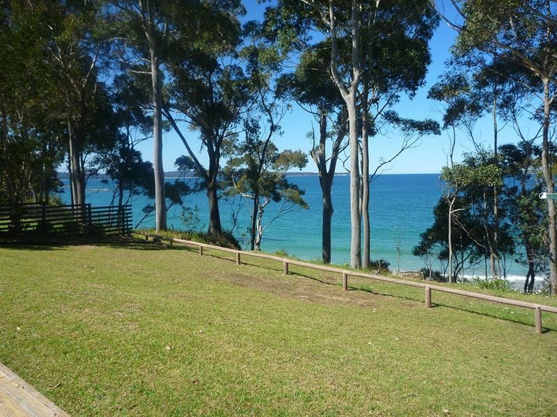 2 Billabong Place, Surf Beach NSW 2536