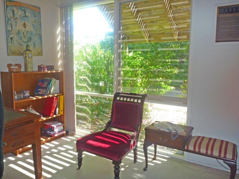 2 Billabong Place, Surf Beach NSW 2536