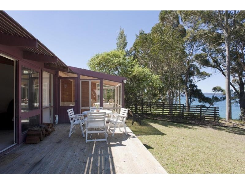 2 Billabong Place, Surf Beach NSW 2536