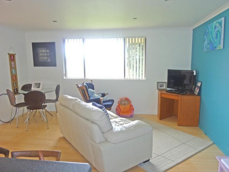 57 Pacific Road, Surf Beach NSW 2536