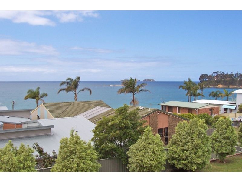 8/1 Calton Road, Batehaven NSW 2536