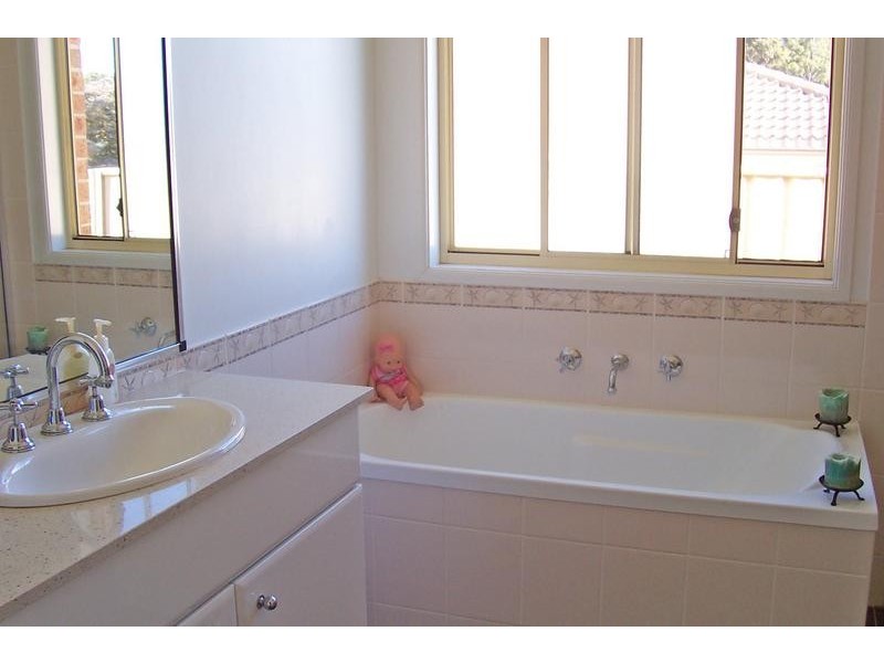 9 John Forrest Place, Sunshine Bay NSW 2536