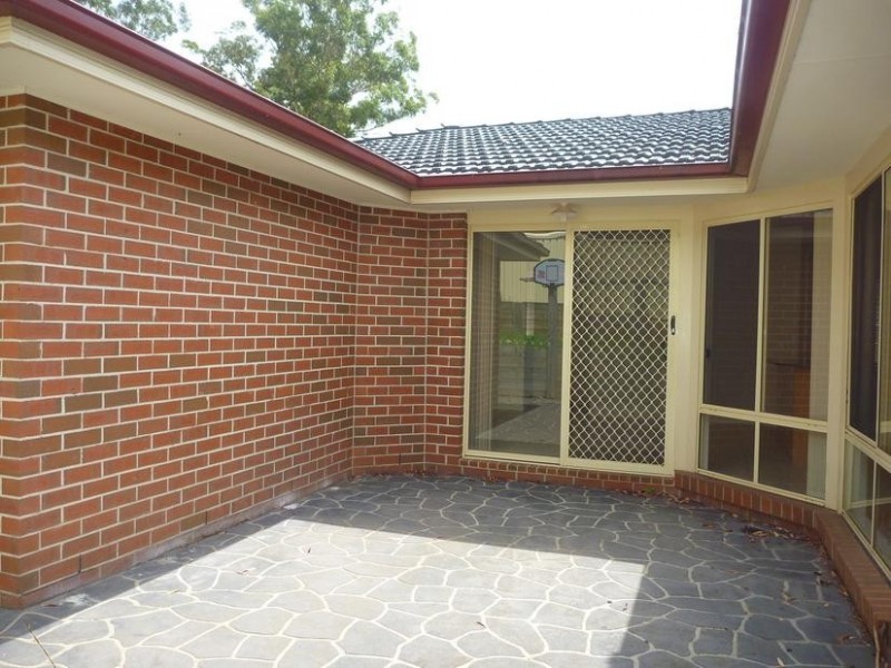 12 Batman Place, Sunshine Bay NSW 2536